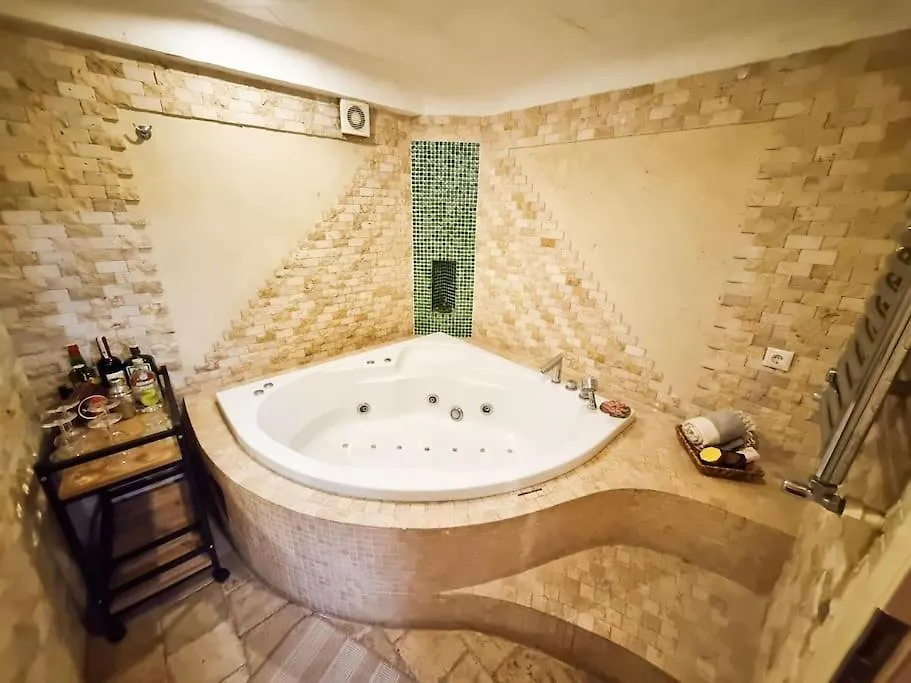 아파트 Delux Private Jacuzzi And Sauna Inside The Flat 이스탄불