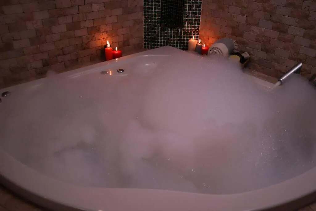 شقة Delux Private Jacuzzi And Sauna Inside The Flat اسطنبول
